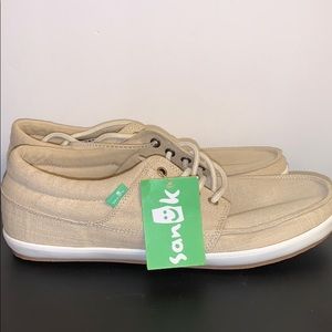Sanuk Sneakers